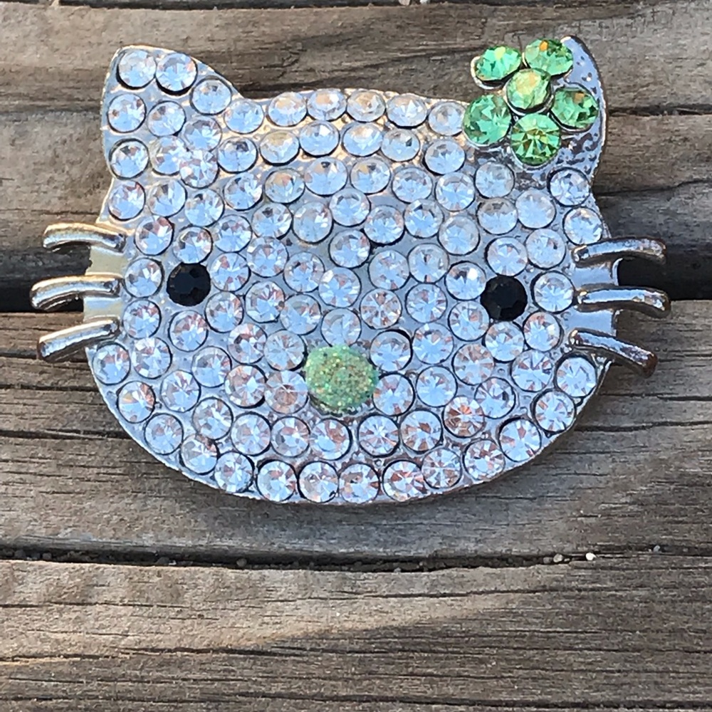 Hello Kitty Peridot Birthstone Pendant No Chain